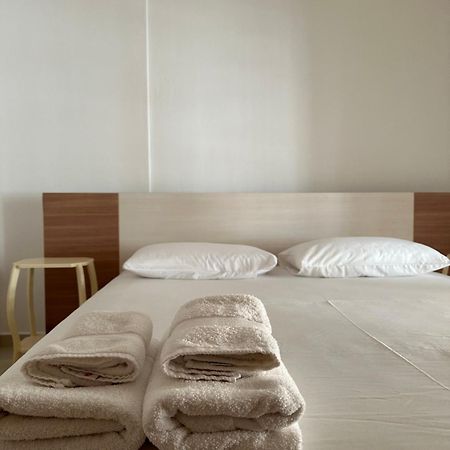 Velis Apartment Sarandë エクステリア 写真